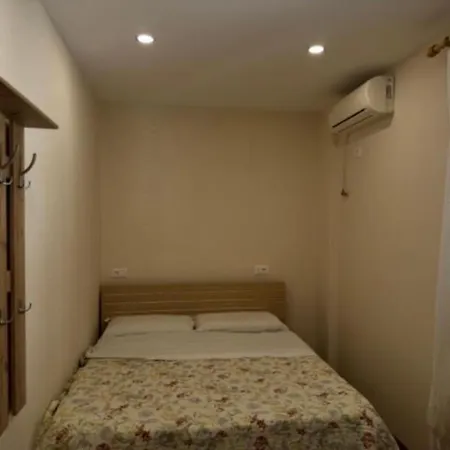 Tirent - Cozy Bedrooms By * غوليم