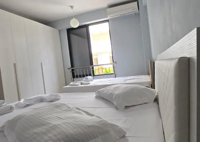 Appartement Tirent - Cozy Bedrooms By *