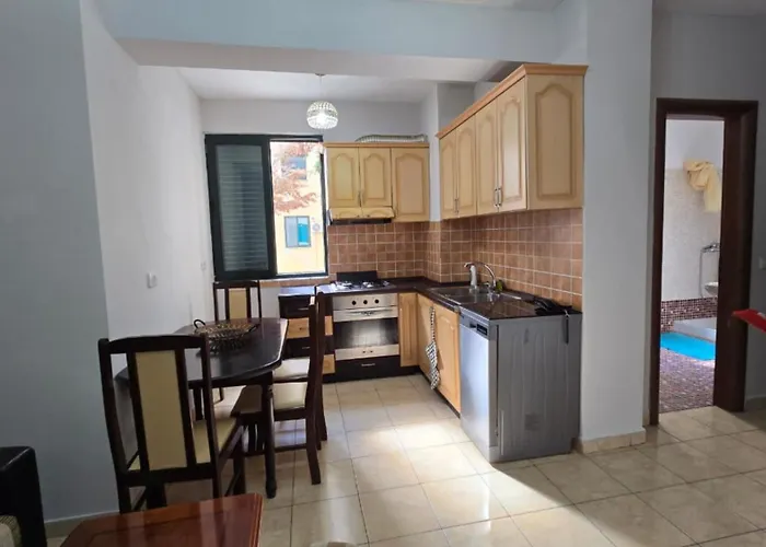 Tirent - Cozy Bedrooms By Appartement Golem (Tirana)