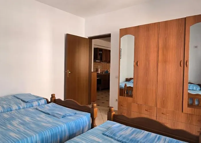 Tirent - Cozy Bedrooms By Golem (Tirana)